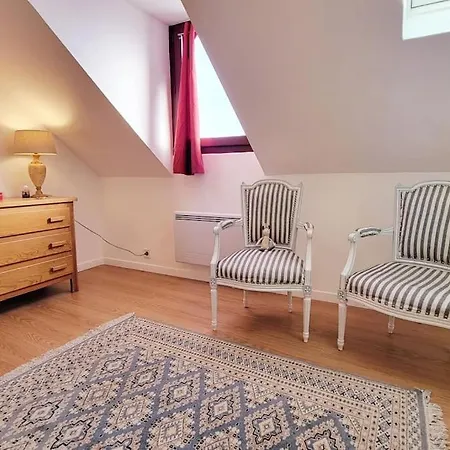 Holiday home Maison De Charme Au Calme Villeneuve-Sur-Bellot